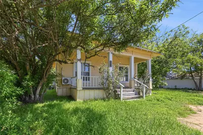 102 E Fitzgerald Street, Bangs, TX 76823 - Photo 23