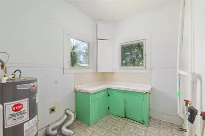 102 E Fitzgerald Street, Bangs, TX 76823 - Photo 17