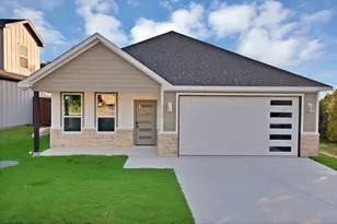 5712 San Jacinto Dr, Granbury, TX 76048 - Photo 1