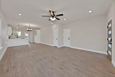 5712 San Jacinto Drive, Granbury, TX 76048 - Photo 7