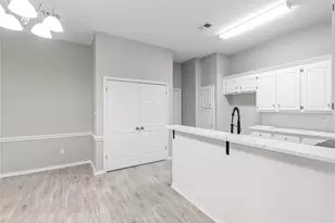 304 Moore Creek Rd, Hurst, TX 76053 - Photo 5