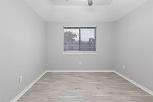 304 Moore Creek Rd, Hurst, TX 76053 - Photo 11