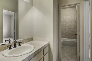 6916 Cannon Falls Dr, Lewisville, TX 75024 - Photo 11