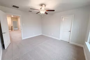 217 Cassandra Ct, Euless, TX 76040 - Photo 23