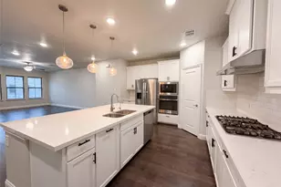 217 Cassandra Ct, Euless, TX 76040 - Photo 9