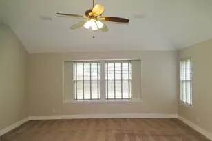 2125 Flora Ln, DeSoto, TX 75115 - Photo 17