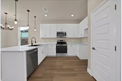 5805 Barkridge Drive, Granbury, TX 76048 - Photo 11