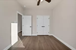 5805 Barkridge Dr, Granbury, TX 76048 - Photo 23