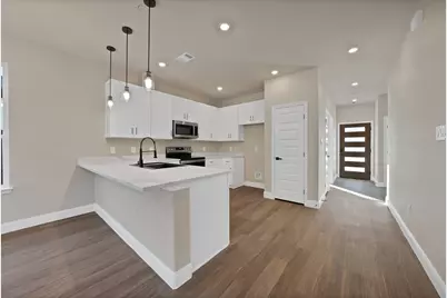 5805 Barkridge Drive, Granbury, TX 76048 - Photo 7