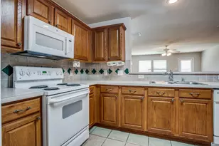 821 Oak Hollow Ln, Anna, TX 75409 - Photo 11