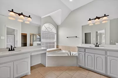 4502 Warbler Lane, Garland, TX 75043 - Photo 21