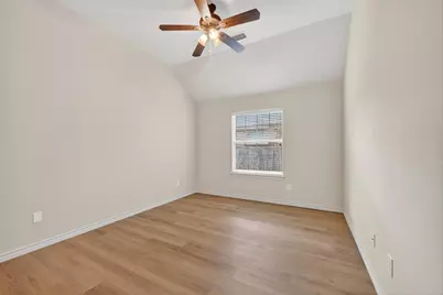 4502 Warbler Lane, Garland, TX 75043 - Photo 15