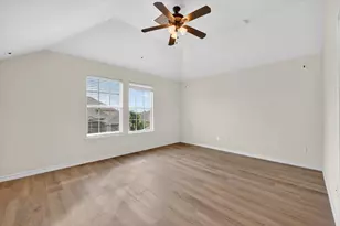4502 Warbler Ln, Garland, TX 75043 - Photo 17