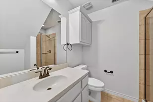 4502 Warbler Ln, Garland, TX 75043 - Photo 11