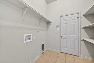 4502 Warbler Ln, Garland, TX 75043 - Photo 13
