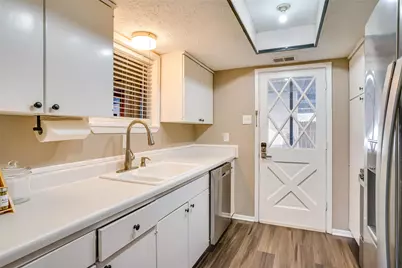 42 W Creek Lane #3, Grand Prairie, TX 75052 - Photo 7