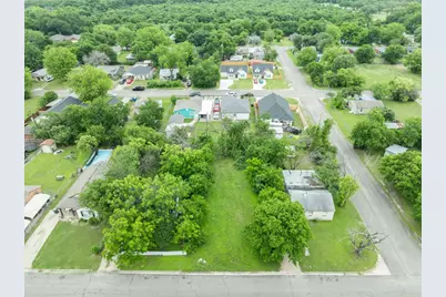 940 Martin Avenue, Waco, TX 76706 - Photo 3