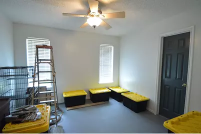 5913 Farm Road 1528, Klondike, TX 75448 - Photo 11