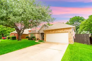 1609 Pearl River Dr, Flower Mound, TX 75028 - Photo 3