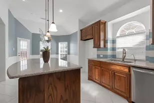 517 Cavanal Hill Dr, Little Elm, TX 75068 - Photo 9