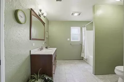 573 County Road 3592, Paradise, TX 76073 - Photo 17