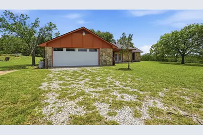 573 County Road 3592, Paradise, TX 76073 - Photo 25
