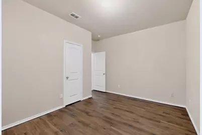 8220 Flythe Mill Road, Fort Worth, TX 76120 - Photo 33