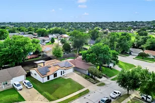 1804 Fernwood Cir, Carrollton, TX 75006 - Photo 33