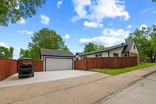 7003 Lindsley Ave, Dallas, TX 75223 - Photo 3