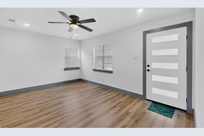 3042 O Bannon Drive, Dallas, TX 75224 - Photo 3