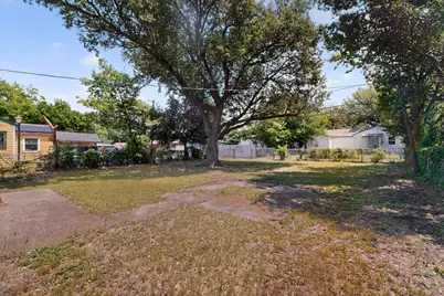 3042 O Bannon Drive, Dallas, TX 75224 - Photo 33