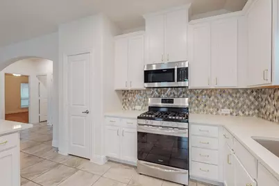 10921 Cobalt Drive, Aubrey, TX 76227 - Photo 17