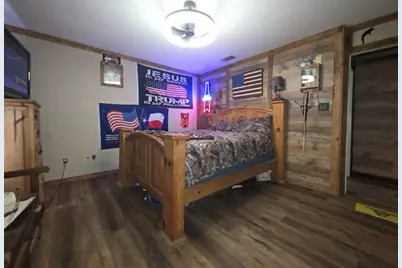 900 S 8th Avenue, Teague, TX 75860 - Photo 17
