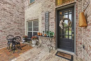 2106 Venice Dr, Corinth, TX 76210 - Photo 3