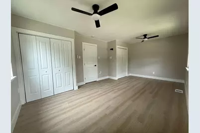 206 Senter Valley Road, Irving, TX 75060 - Photo 5