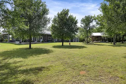 7401 County Road 1204, Cleburne, TX 76031 - Photo 31