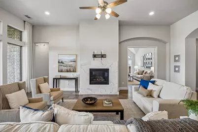 409 Calmwater Cove, McKinney, TX 75071 - Photo 5