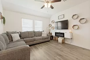 756 Daybreak Ln, Lavon, TX 75166 - Photo 5