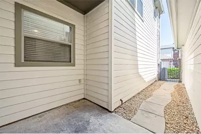 4213 Swan Forest Drive #B, Carrollton, TX 75010 - Photo 17