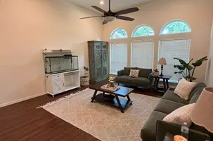906 Busby, Cedar Hill, TX 75104 - Photo 5