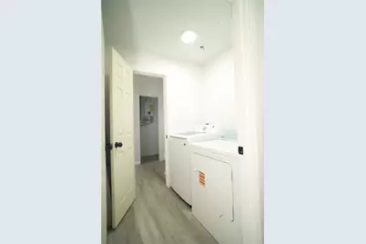917 W Felix Street, Fort Worth, TX 76115 - Photo 17