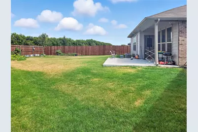 8528 Berry Crest Street, Fort Worth, TX 76179 - Photo 3
