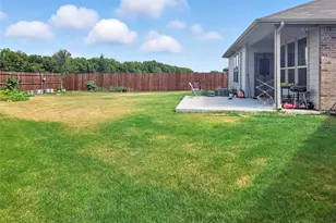 8528 Berry Crst St, Fort Worth, TX 76179 - Photo 3