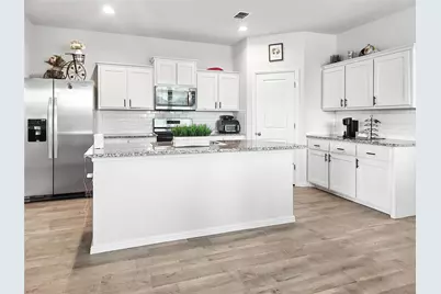 8528 Berry Crest Street, Fort Worth, TX 76179 - Photo 5