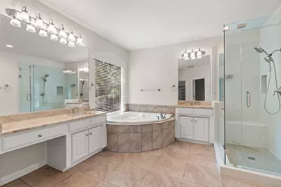 210 Highland Oaks Circle, Southlake, TX 76092 - Photo 11