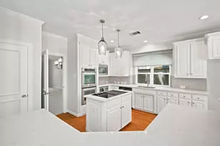 210 Highland Oaks Cir, Southlake, TX 76092 - Photo 9