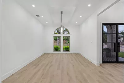 17327 Davenport Road, Dallas, TX 75248 - Photo 15