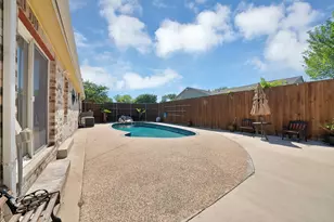 409 Roberts Ave, Irving, TX 75060 - Photo 31