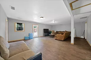 409 Roberts Ave, Irving, TX 75060 - Photo 23