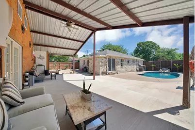 409 Roberts Avenue, Irving, TX 75060 - Photo 5